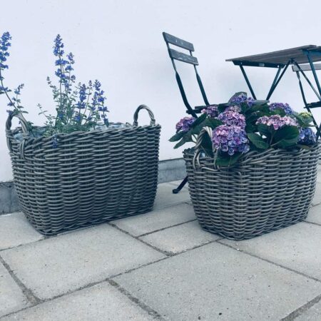 Stor plantekurv i rattan Str. M Materiale: plastik