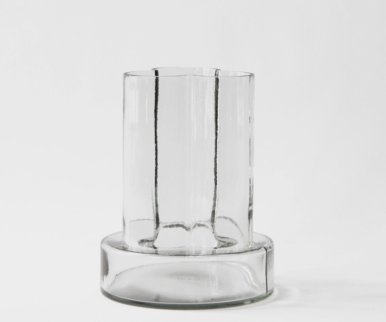 Tell Me More Vienna vase - 25x20 Tell Me More Vienna vase - 25x20