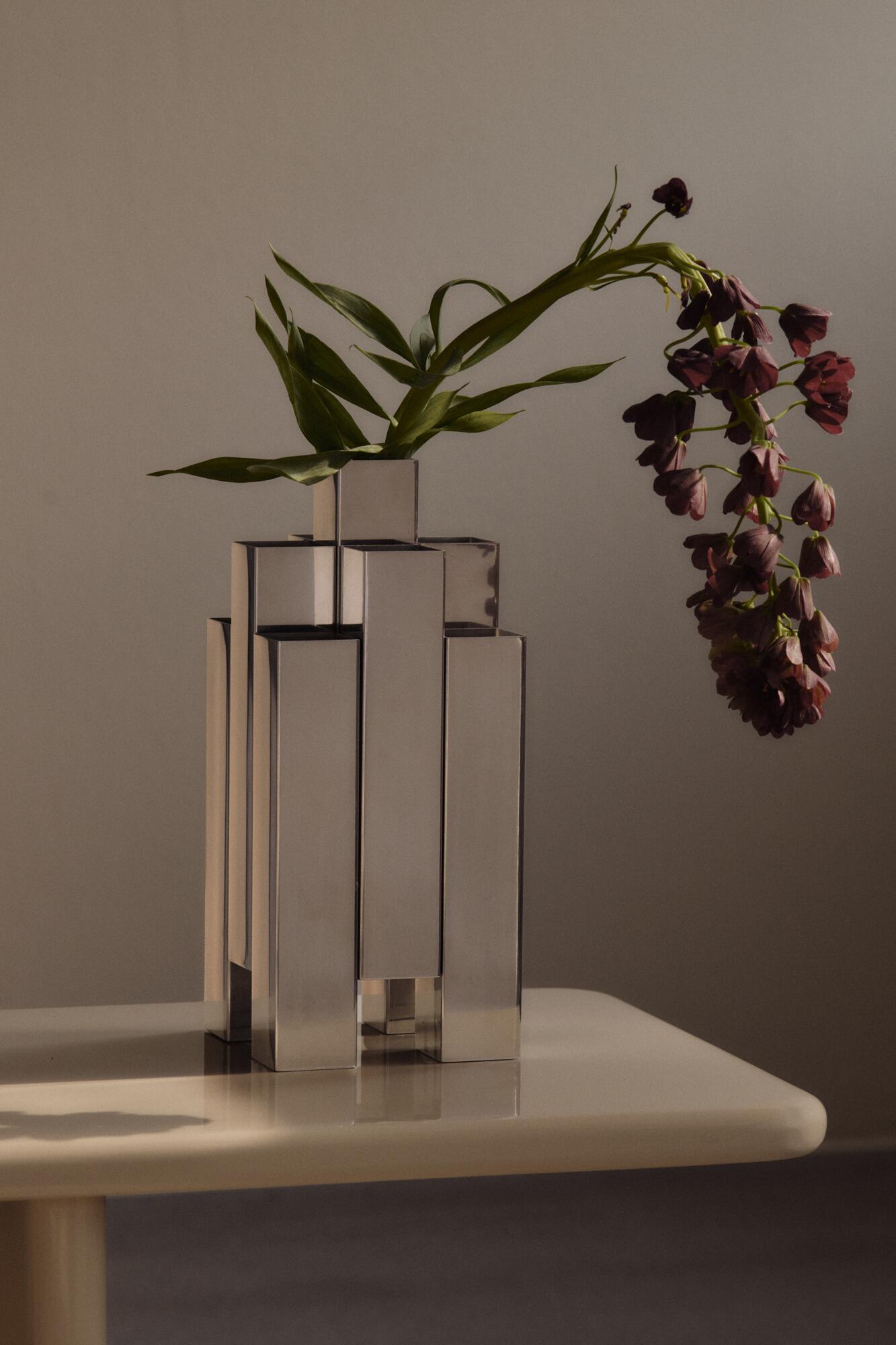Tessera vase, H28 cm - Mirror Polished Tessera vase, H28 cm - Mirror Polished