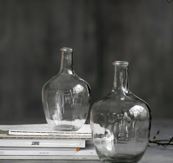 Vase / flaske - Fin til små blomster eller lyskæde Materiale: glas Vase / flaske - Fin til små blomster eller lyskæde Materiale: glas