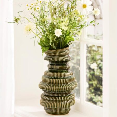 Vase m/ riller "Sculpture" grøn deko - Ib Laursen H: 29 cm