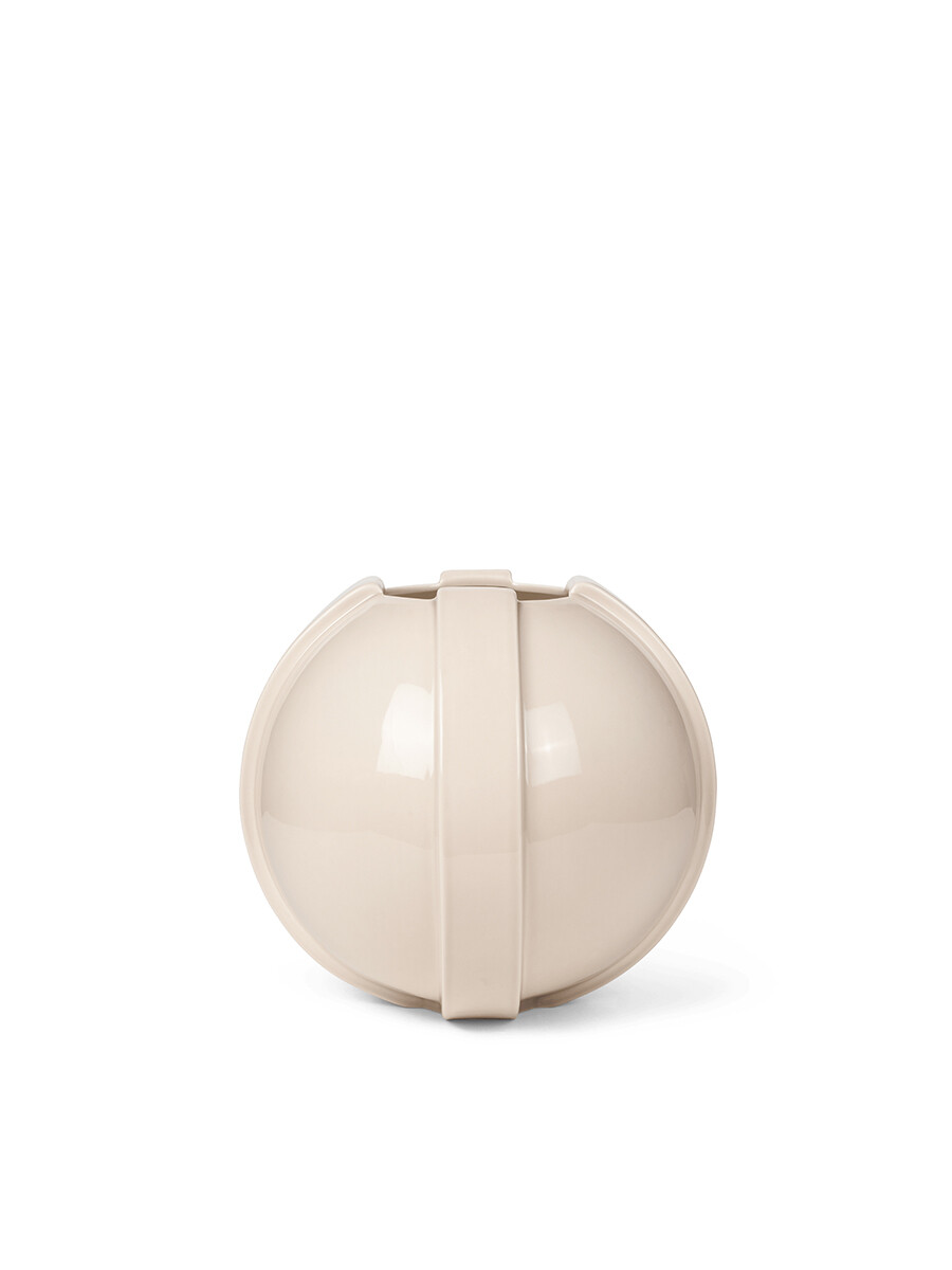 Vinci Vase 01, ivory fra Louise Roe Vinci Vase 01, ivory fra Louise Roe