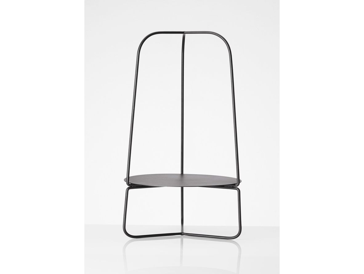 Woud - Auku flower stand - Plantestand - Metal - 36,5x36,5x61 Woud - Auku flower stand - Plantestand - Metal - 36,5x36,5x61