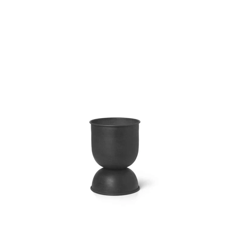 ferm LIVING - Hourglass Blomsterskjuler Extra Small Black ferm LIVING - Hourglass Blomsterskjuler Extra Small Black