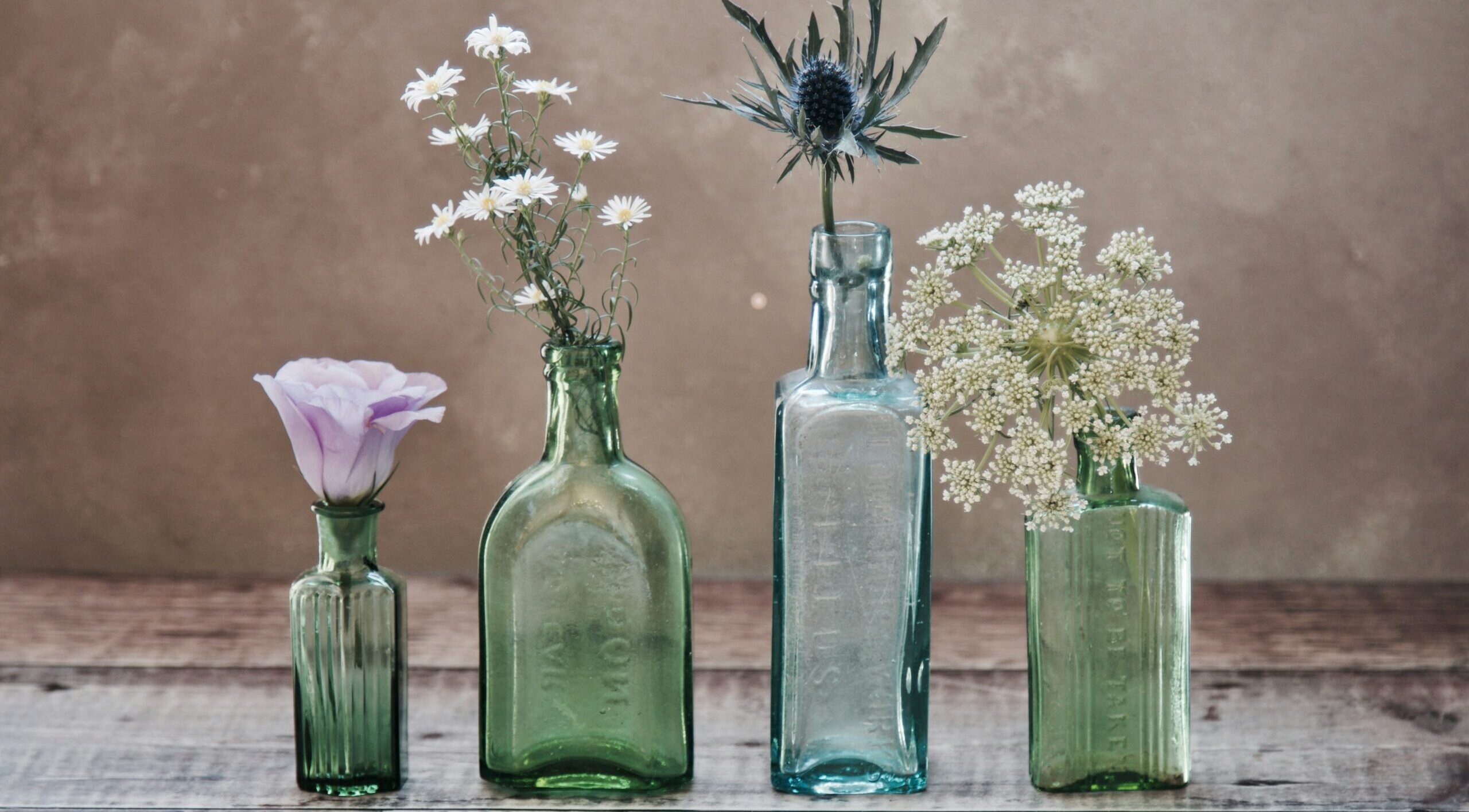blomster i flasker