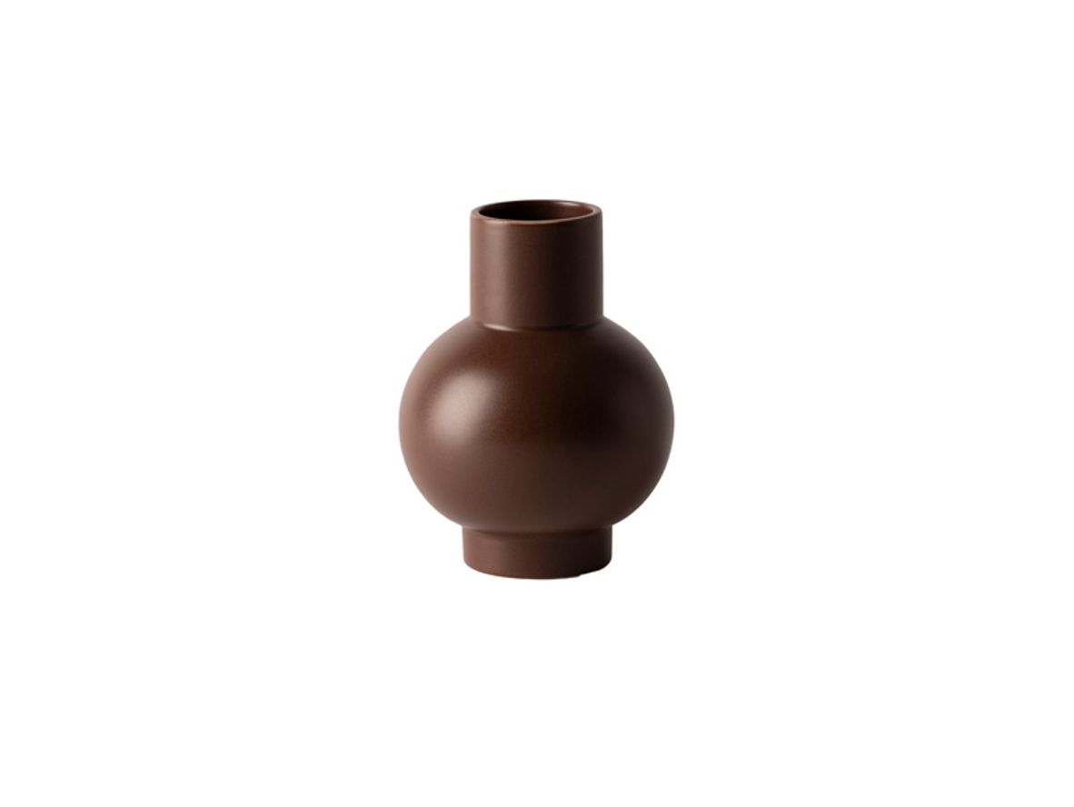 raawii - Strøm Vase / Small - Vase - Chocolate - Ø12 x H16 cm raawii - Strøm Vase / Small - Vase - Chocolate - Ø12 x H16 cm